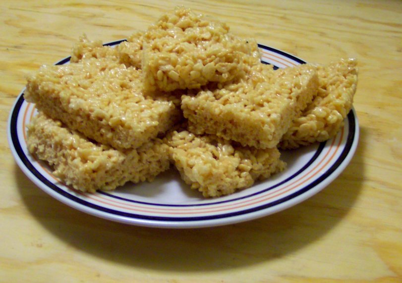 A plate of Rice Krispie bars